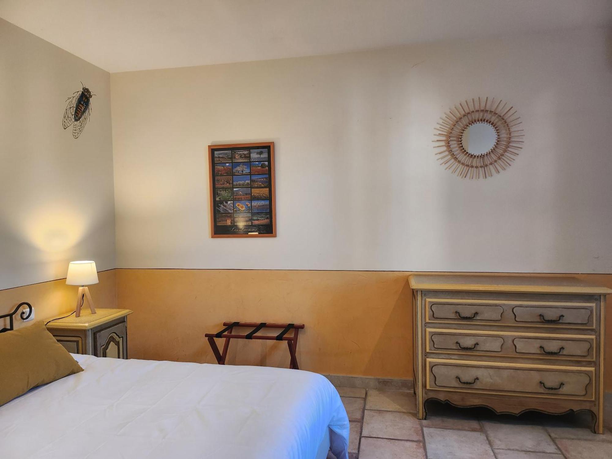 Saint-Saturnin-lès-Avignon Domaine Les Gendalis B&B 외부 사진