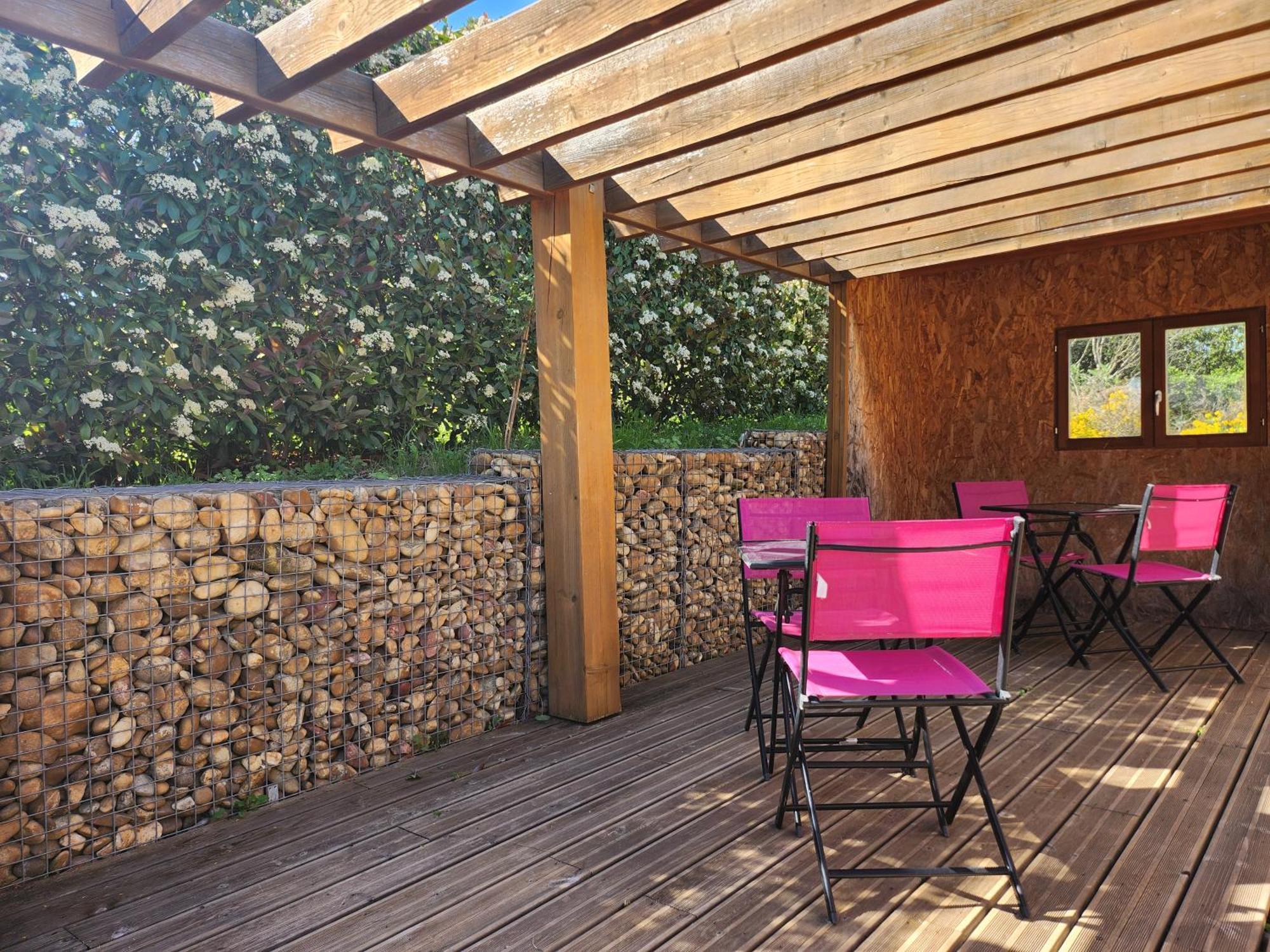 Saint-Saturnin-lès-Avignon Domaine Les Gendalis B&B 외부 사진